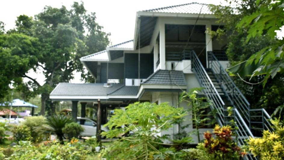 Brothers Homestay Alappuzha Экстерьер фото